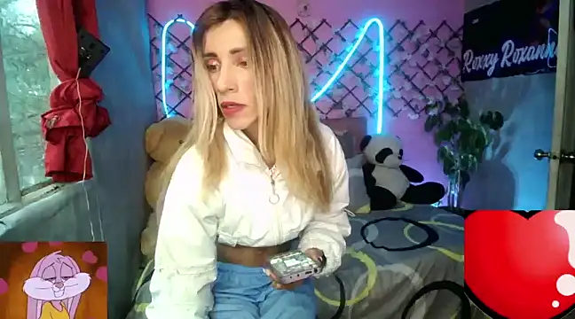 roxy roxxan online show from January 2025 10:51:02 PM