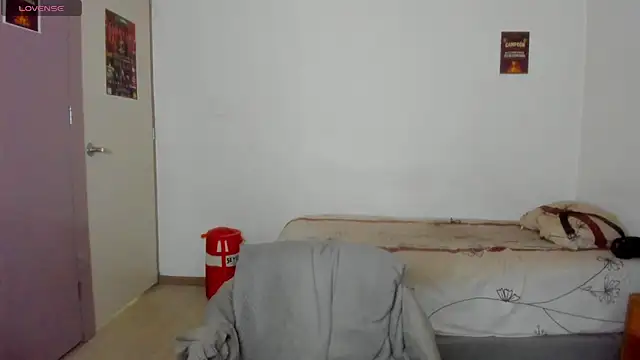 Malkongarcia online show from October 2025 11:26:02 PM