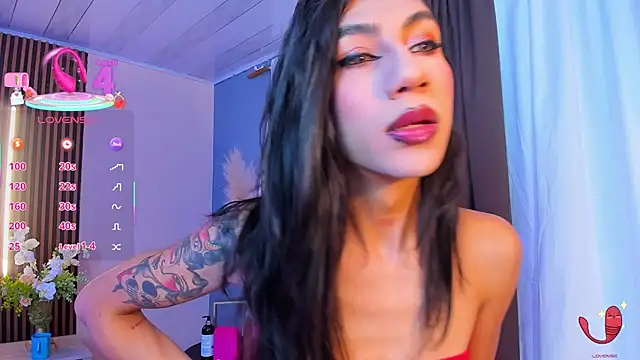 sofiaa grey  online show from October 2025 12:17:02 PM