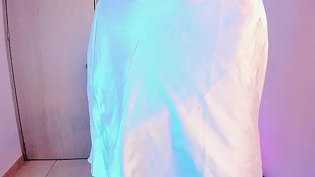 sofiaa grey  online show from March 2026 03:39:02 PM