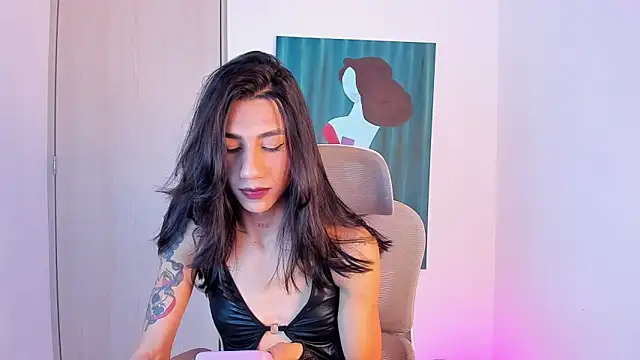 sofiaa grey  online show from March 2026 04:10:02 PM