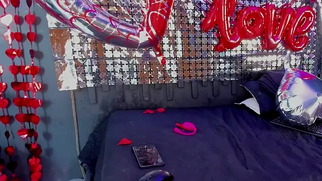 Shayla27 online show from February 2025 03:00:02 AM