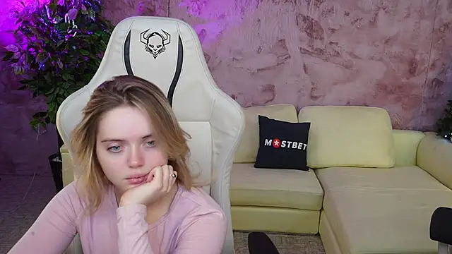 Cassy-Celestial  online show from January 2025 11:46:01 PM