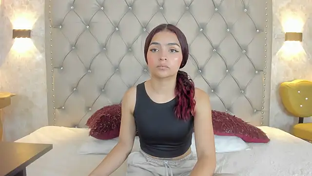 leigh-angels online show from March 2025 09:05:02 PM