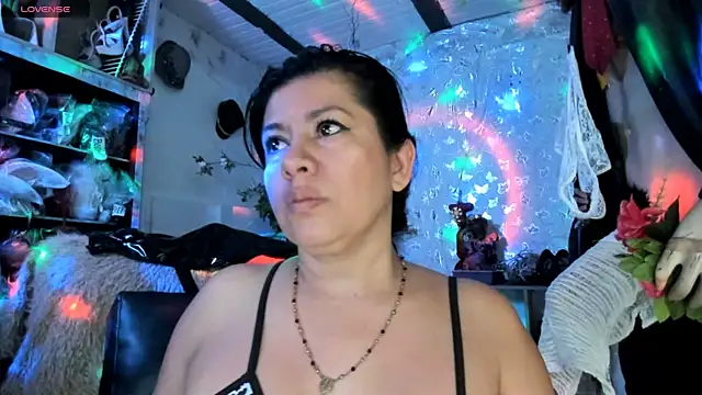 Snapshot of Erlinda-engel chatting on May 2026 12:13:02 PM Erlinda-engel online show from May 2026 12:13:02 PM