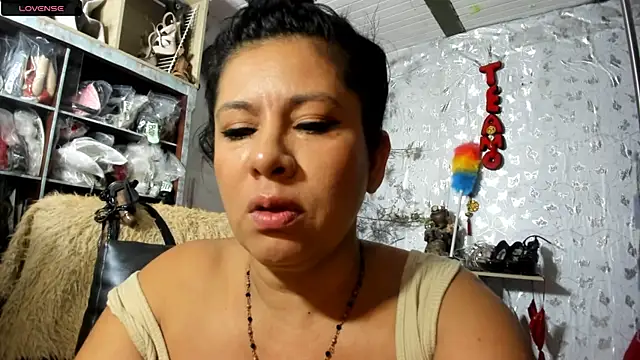 Snapshot of Erlinda-engel chatting on June 2026 11:45:02 AM Erlinda-engel online show from June 2026 11:45:02 AM