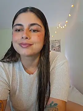 Juliietha servas online show from October 2025 01:46:02 AM