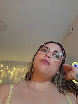 Juliietha servas online show from March 2026 01:22:01 AM