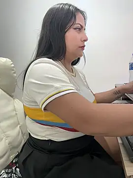 Sol biglips online show from April 2026 04:46:02 PM