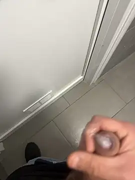 Snapshot of _themask_ chatting on January 2025 06:16:01 PM  themask  online show from January 2025 06:16:01 PM