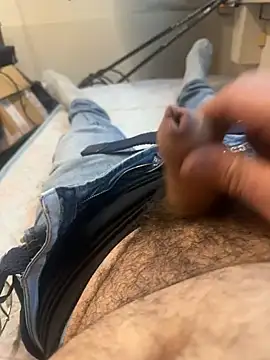 Snapshot of _themask_ chatting on February 2025 12:32:01 PM  themask  online show from February 2025 12:32:01 PM