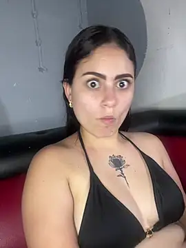 Azuna25 online show from July 2026 10:25:02 PM