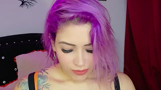 Snapshot of Natalia_Montoya chatting on May 2026 04:29:02 AM Natalia Montoya online show from May 2026 04:29:02 AM
