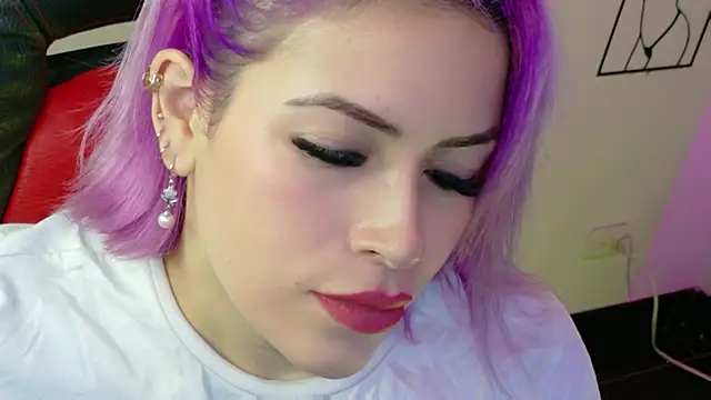 Snapshot of Natalia_Montoya chatting on June 2026 01:11:02 AM Natalia Montoya online show from June 2026 01:11:02 AM