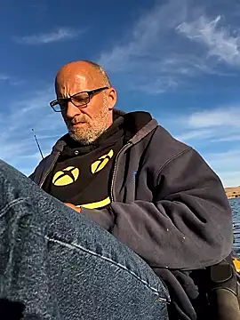 FloppyPickle4u online show from January 2026 04:22:01 PM