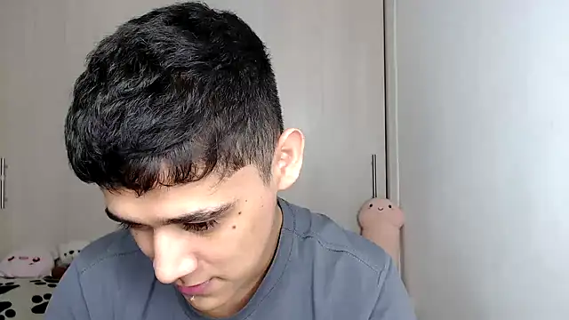 kaiine190 online show from February 2026 06:51:01 AM