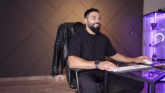 mattmasterss online show from June 2026 07:26:02 PM