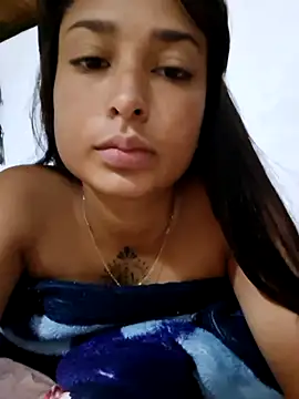 Bonnie Clydeee online show from February 2026 01:18:01 PM