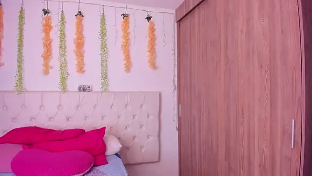 amanda rous online show from March 2025 12:52:01 PM