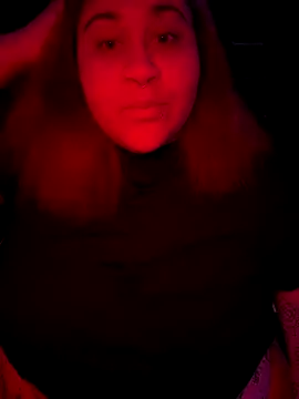 Juicyjordie online show from November 2025 05:52:01 AM