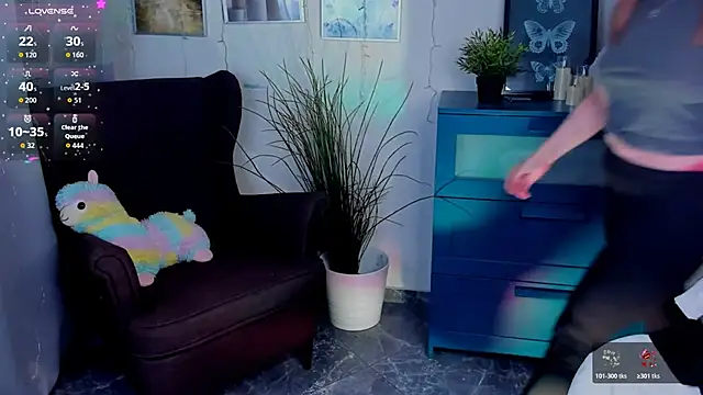 AlicePopsy online show from November 2025 04:18:02 PM