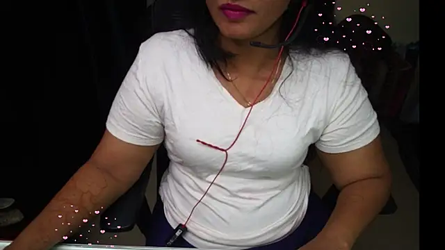 Arushisingh8888 online show from June 2026 01:55:02 PM