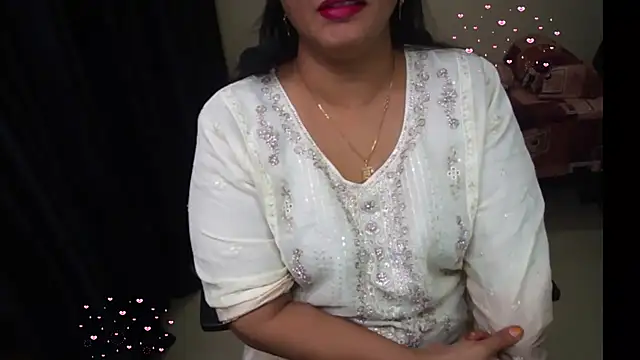 Snapshot of Arushisingh8888 chatting on July 2026 03:21:02 PM Arushisingh8888 online show from July 2026 03:21:02 PM
