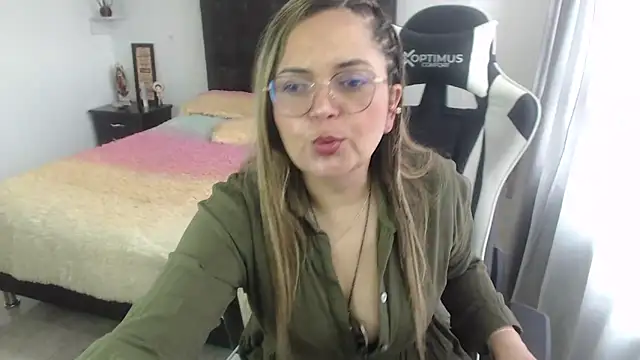Snapshot of samy_vsn chatting on February 2025 04:29:01 PM samy vsn online show from February 2025 04:29:01 PM