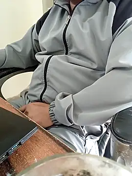 Hot-man39 online show from November 2025 07:47:02 AM