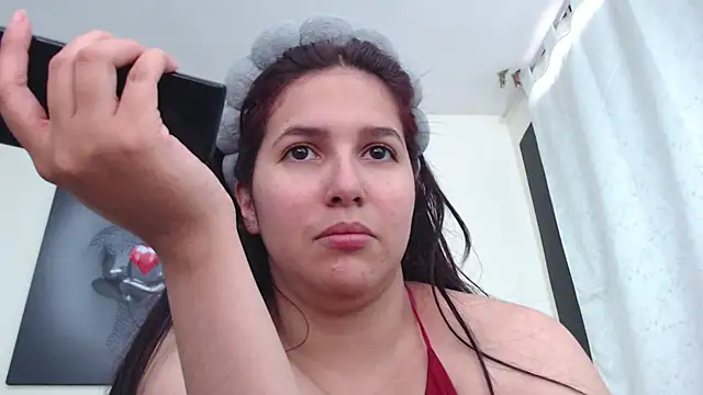 Snapshot of KatrinaRolan chatting on June 2026 10:12:02 PM KatrinaRolan online show from June 2026 10:12:02 PM