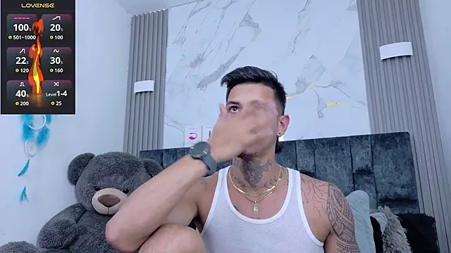 JAYCOB00 online show from December 2025 01:54:01 AM