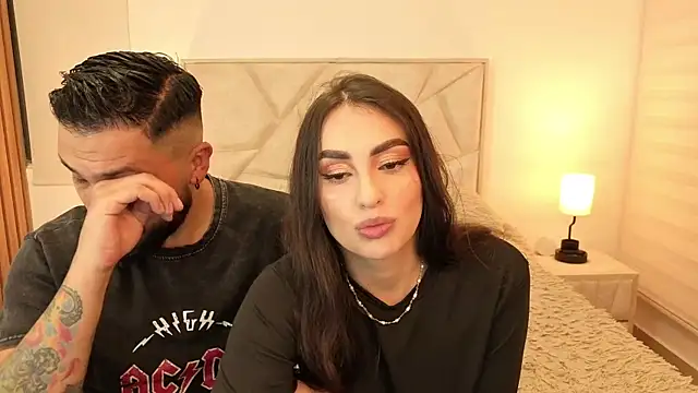 teseo and afroditha  online show from October 2025 04:24:01 AM