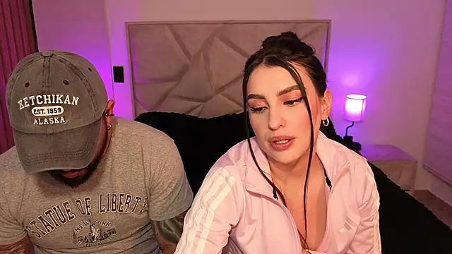 Snapshot of teseo_and_afroditha_ chatting on July 2026 02:22:01 AM teseo and afroditha online show from July 2026 02:22:01 AM