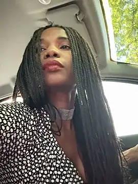 Snapshot of Shantel-Olivia chatting on June 2026 07:08:01 AM Shantel-Olivia online show from June 2026 07:08:01 AM
