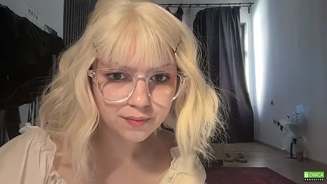 electric babe online show from August 2026 03:32:02 PM