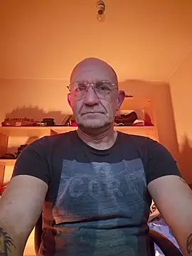 papasuchtpussy online show from January 2026 08:32:02 PM