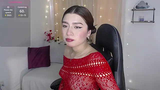 Snapshot of mily_thomson_b_ chatting on February 2025 08:42:01 PM mily thomson b online show from February 2025 08:42:01 PM