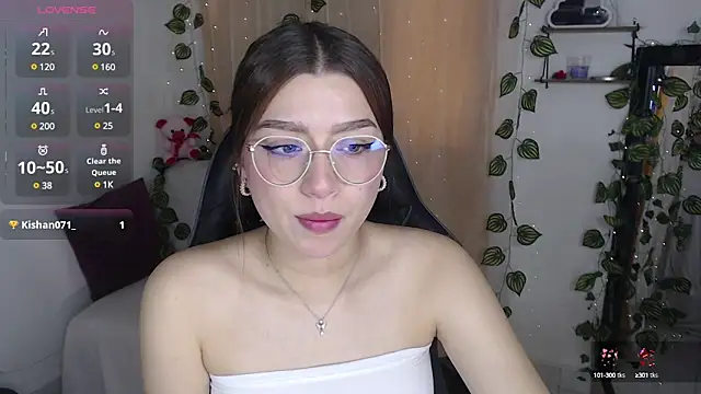 Snapshot of mily_thomson_b_ chatting on February 2025 08:20:02 PM mily thomson b online show from February 2025 08:20:02 PM