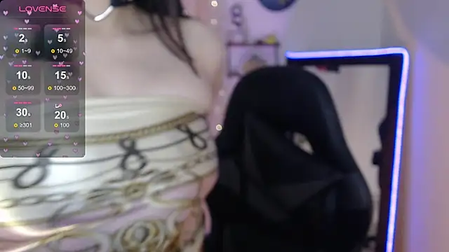 Snapshot of mily_thomson_b_ chatting on November 2025 06:08:01 PM mily thomson b online show from November 2025 06:08:01 PM