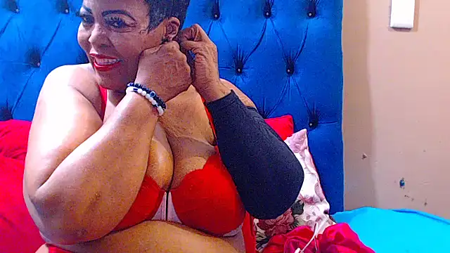 Snapshot of ebonycandy10 chatting on November 2025 05:07:01 AM ebonycandy10 online show from November 2025 05:07:01 AM