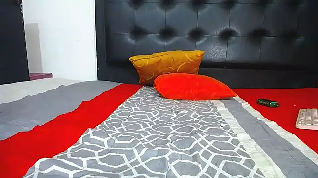 Jhhan234 online show from October 2025 04:35:02 AM