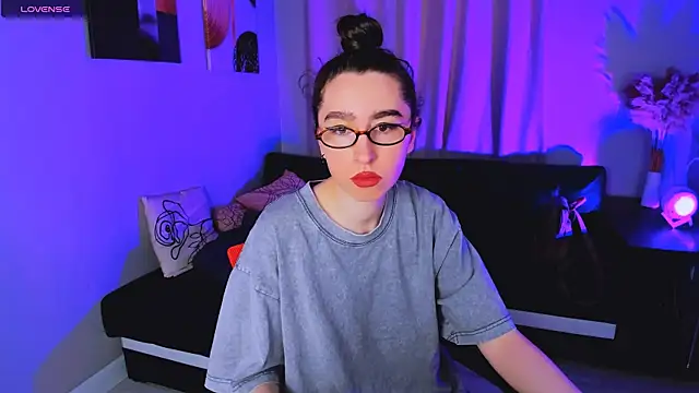 Lily xBabe online show from November 2025 07:41:02 AM