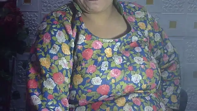 Snapshot of Sexy_komolika chatting on January 2025 07:03:01 AM Sexy komolika online show from January 2025 07:03:01 AM