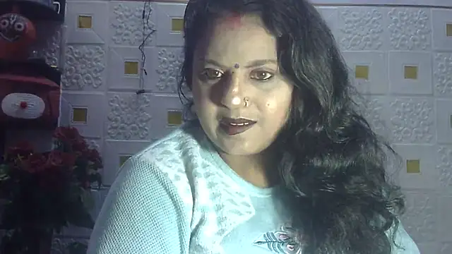 Snapshot of Sexy_komolika chatting on January 2025 05:47:02 PM Sexy komolika online show from January 2025 05:47:02 PM