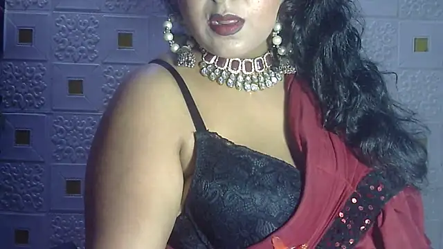 Snapshot of Sexy_komolika chatting on February 2025 04:54:01 PM Sexy komolika online show from February 2025 04:54:01 PM