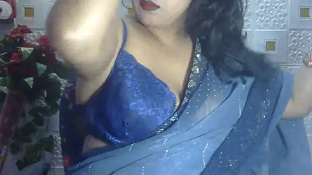 Snapshot of Sexy_komolika chatting on March 2025 03:35:01 PM Sexy komolika online show from March 2025 03:35:01 PM