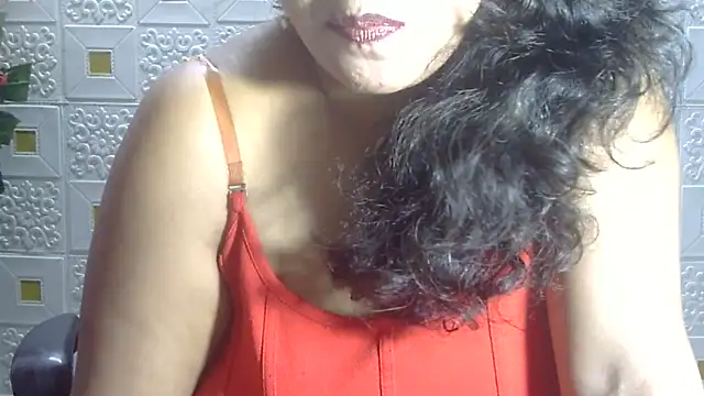 Snapshot of Sexy_komolika chatting on March 2025 04:45:01 PM Sexy komolika online show from March 2025 04:45:01 PM