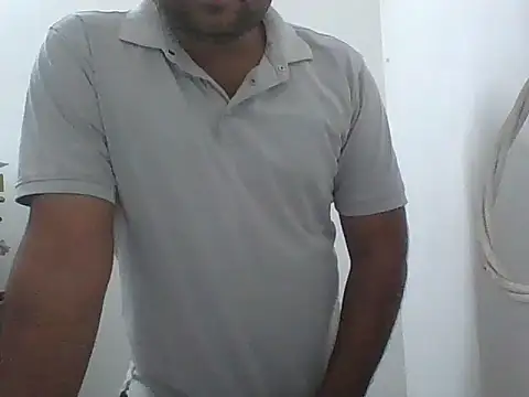 Snapshot of DADDY69SS chatting on December 2025 06:57:02 PM DADDY69SS online show from December 2025 06:57:02 PM