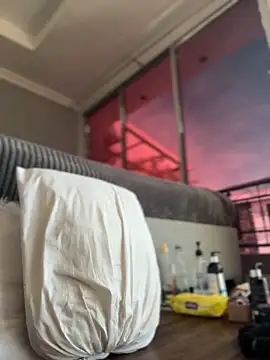 Snapshot of emiss_ chatting on November 2025 03:14:02 PM emiss online show from November 2025 03:14:02 PM