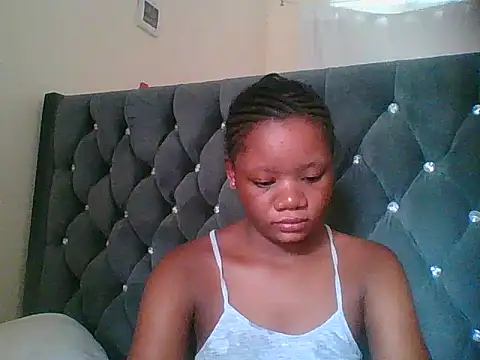 HotJeylee online show from March 2026 12:30:01 PM